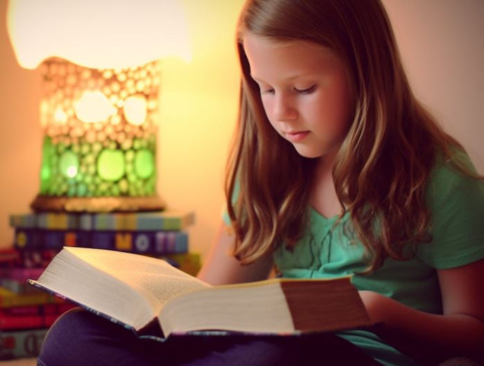 10 Tips for Encouraging Your Middle Schooler's Love of Reading
